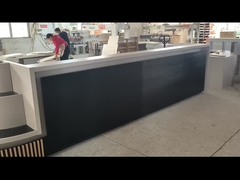 現代のレセプションカウンターテーブル