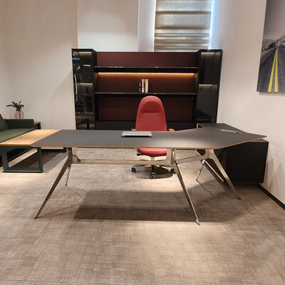 売れ筋のオフィスデスク 1.8m モダンL字型エグゼクティブデスク CEOオフィス家具用